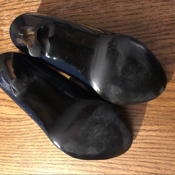 Navy patient leather heels size 7 - Picture 6 of 6
